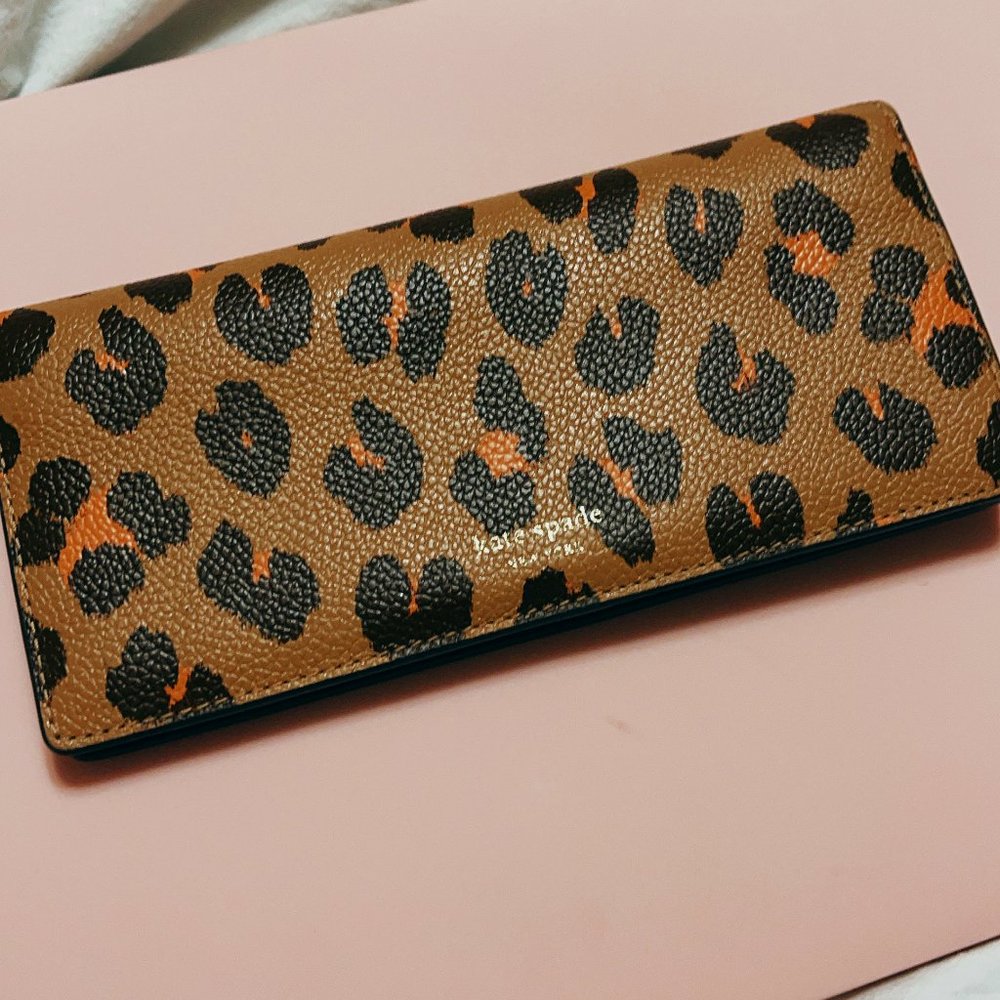 kate spade Margaux Leopard Bi-Fold Continental Wa
